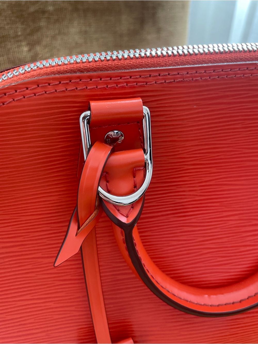 Louis Vuitton Alma PM – Orange Epi Leather - Picture 3 of 8